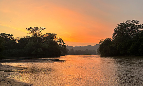 We enjoyed the sunsets when returning to our lodge at the end of each day