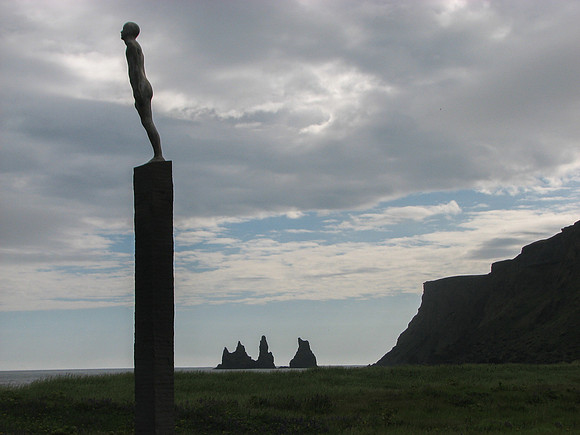 "Voyage" is a work of art uniting Britain and Iceland, located on black sand beach in Vík