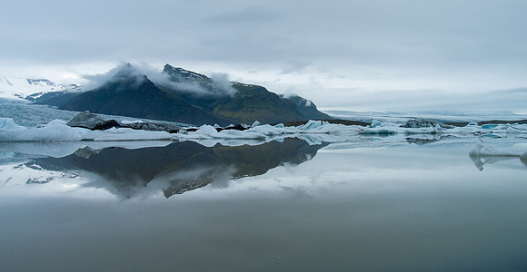 Fjallsárlón, another glacier lagoon